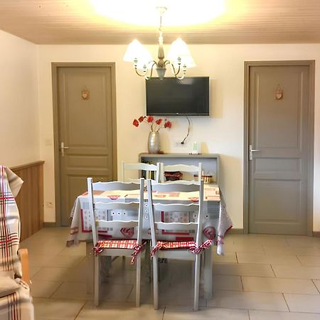 Appartement Cosy A Cornimont 30 M² Avec Terrasse Et Vue Montagne Exterior foto